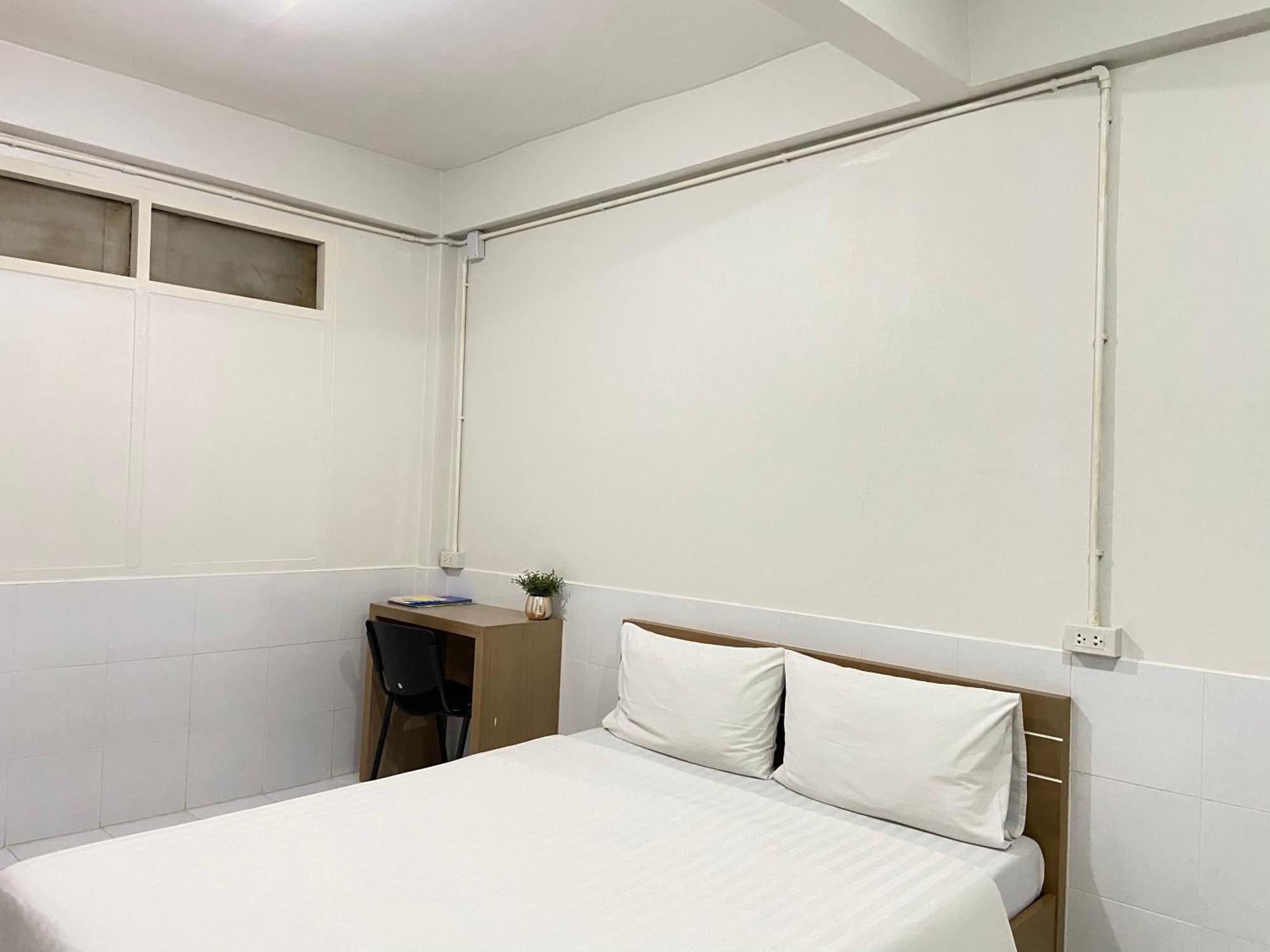 Ze Residence Ram Intra Bangkok Exteriör bild